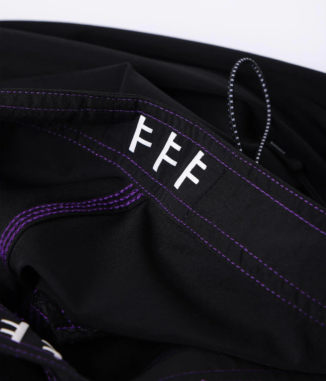 CORPCORE 21" TRUNK // BLACK