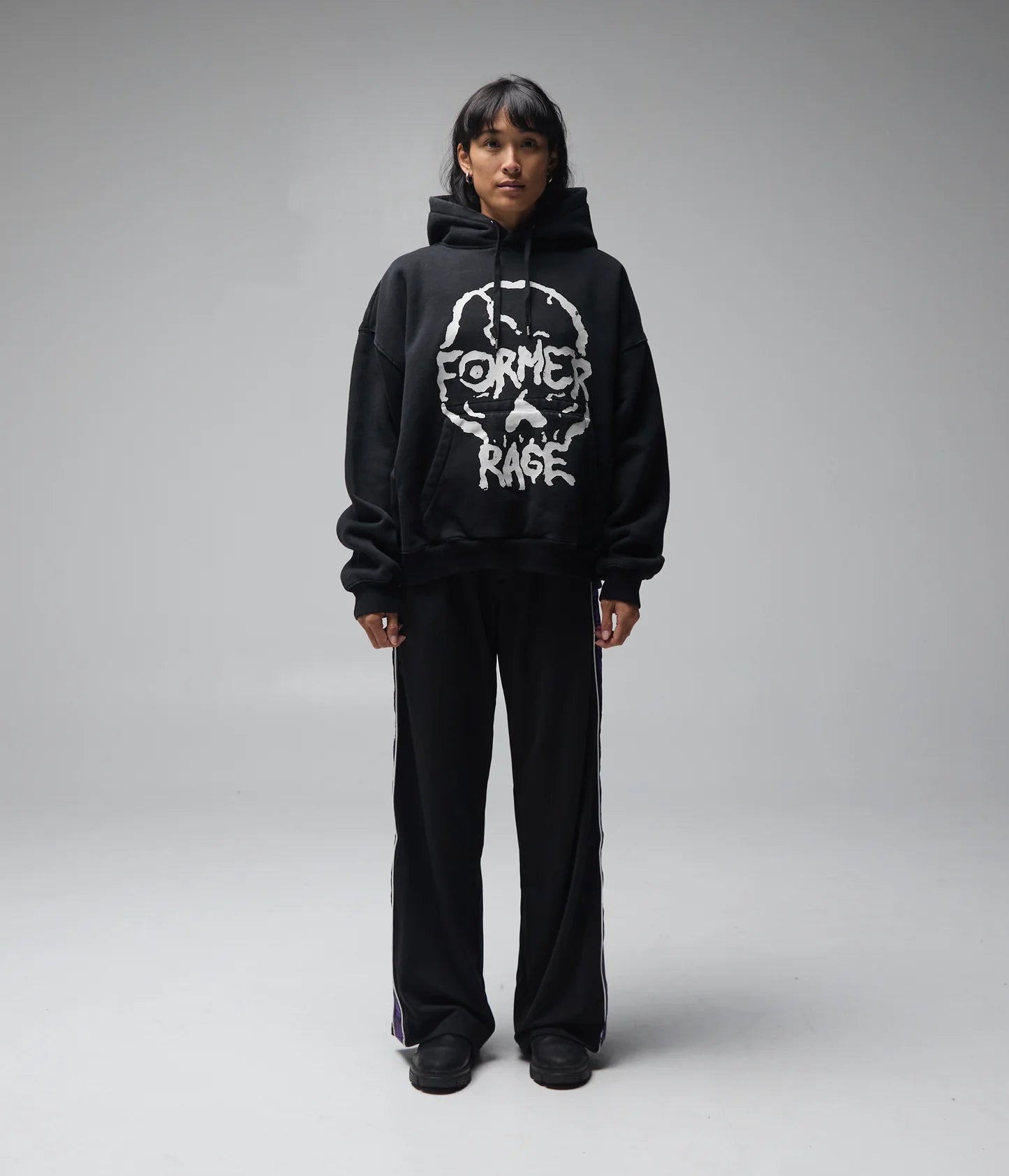 SKULLZ BOXY HEAVY HOOD // MERCH BLACK