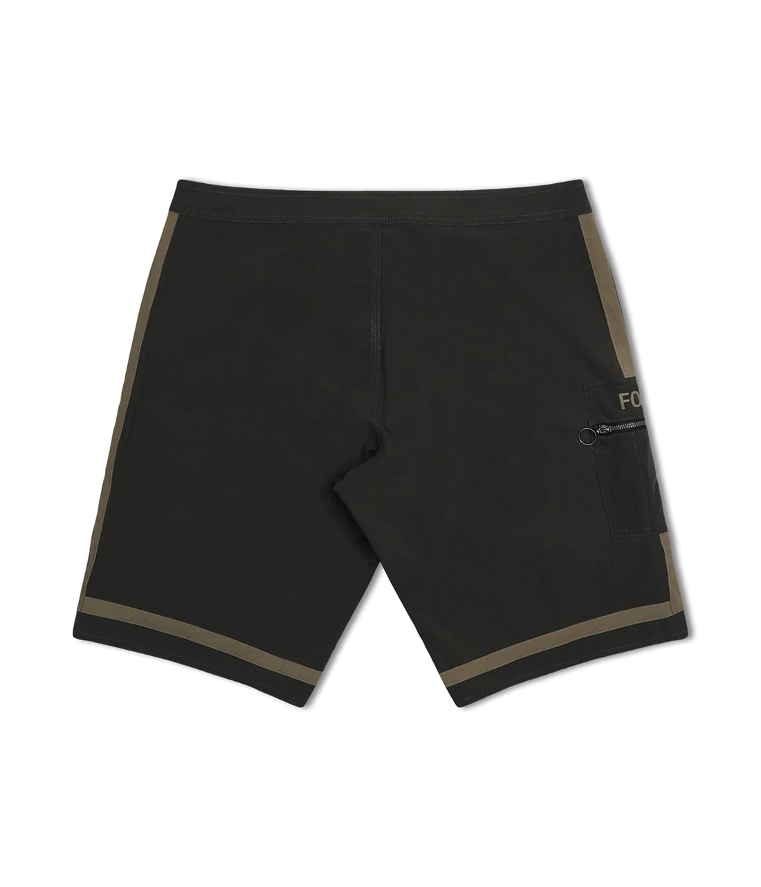 MOMENTUM 20 TRUNK // CHAR SURPLUS