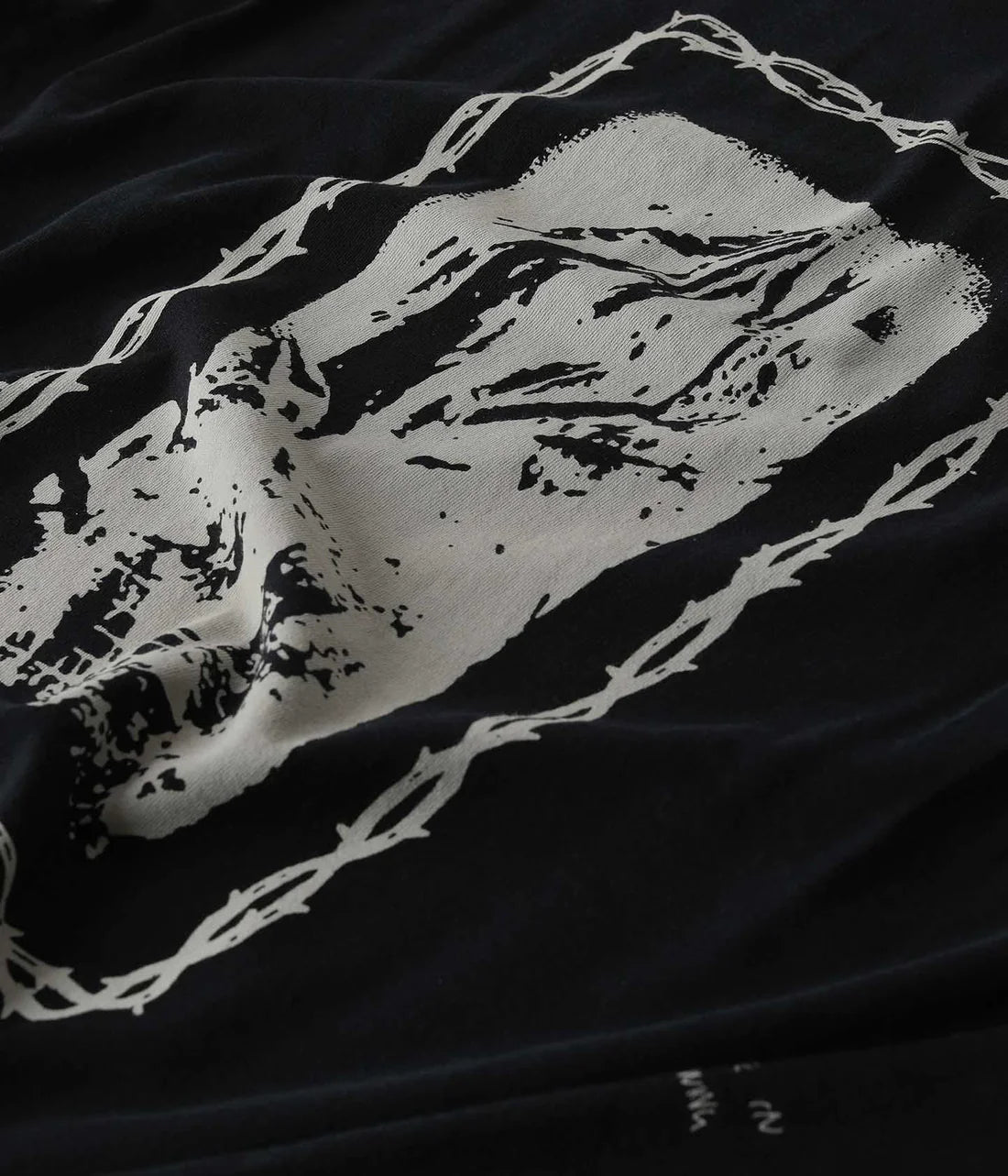 SHIFTING LS T-SHIRT // BLACK
