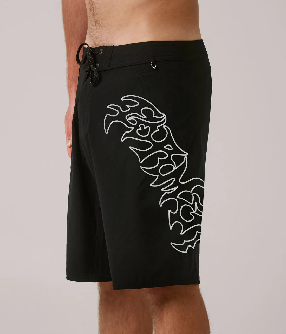 PUNCTURE 21' TRUNK // BLACK