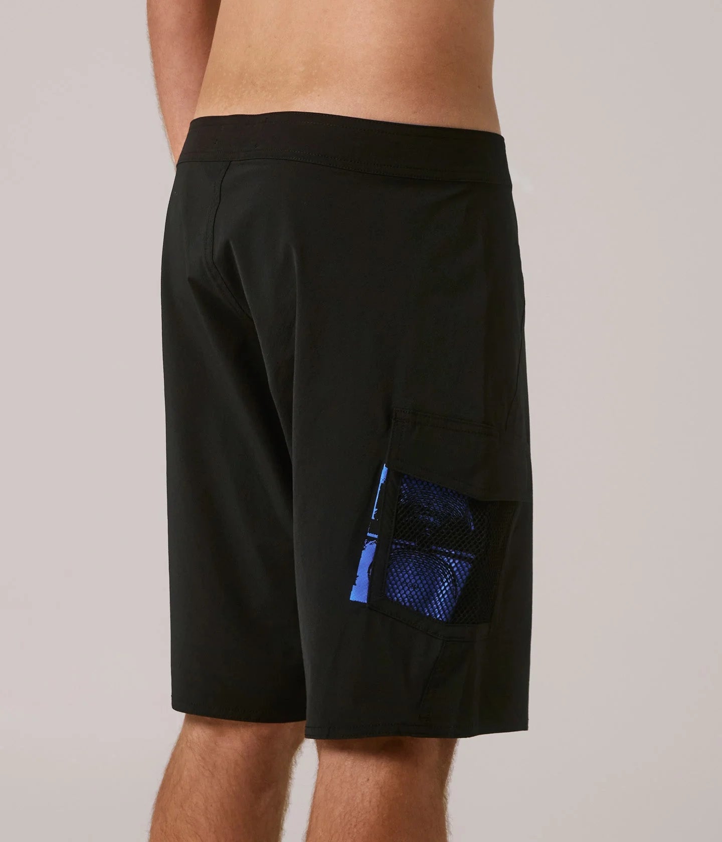 REYNOLDS 20' TRUNK // BLACK
