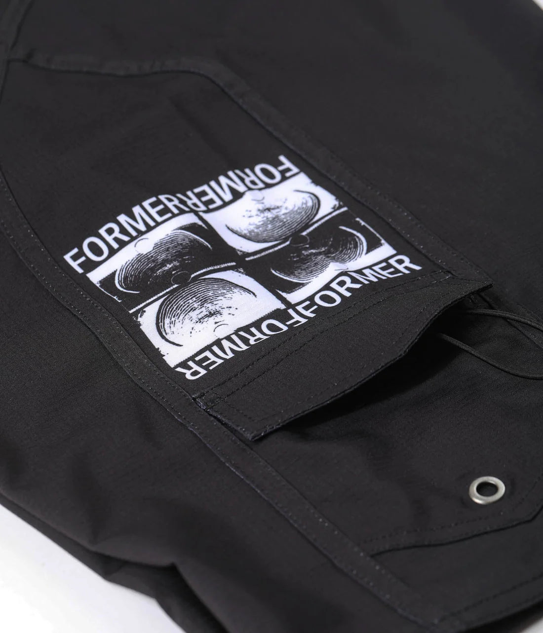 CHUN 20' TRUNK // BLACK