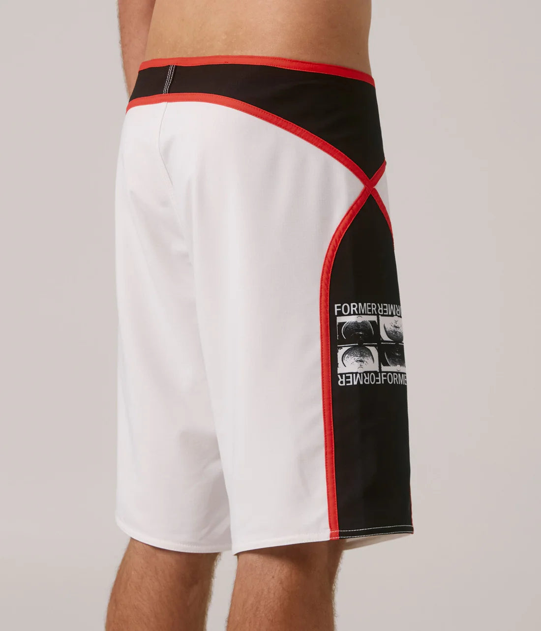 CHUN 20' TRUNK // WHITE