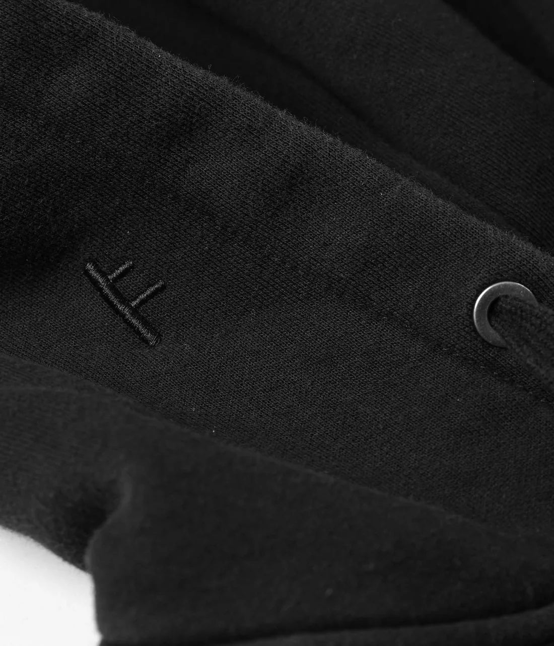 COMPLICRUX ZT HOOD // WORN BLACK