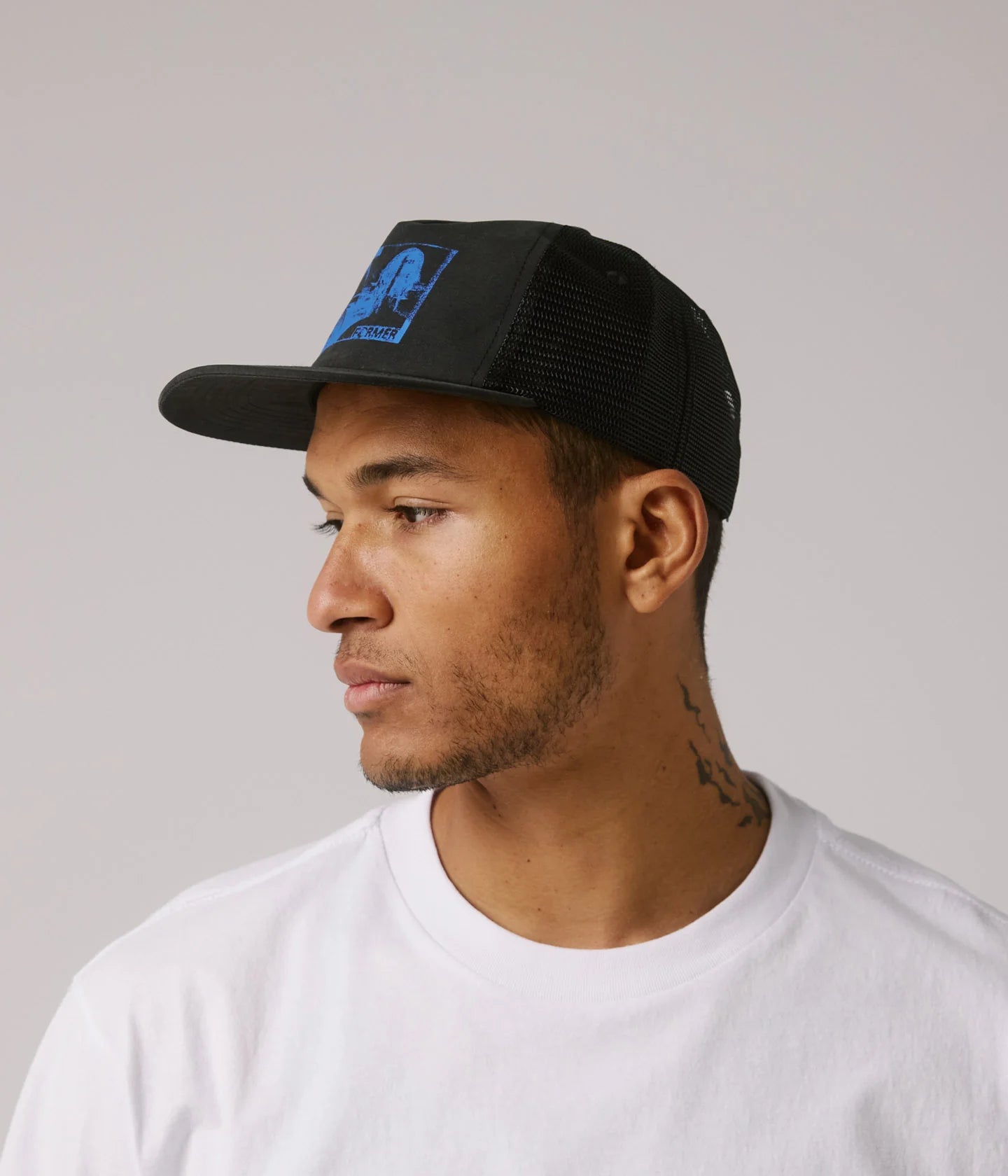 INSCRIBE TRUCKER CAP // BLACK