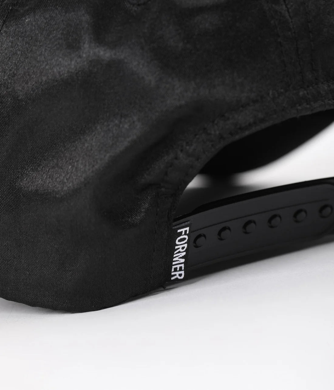 PUNCTURE SATIN CAP // BLACK