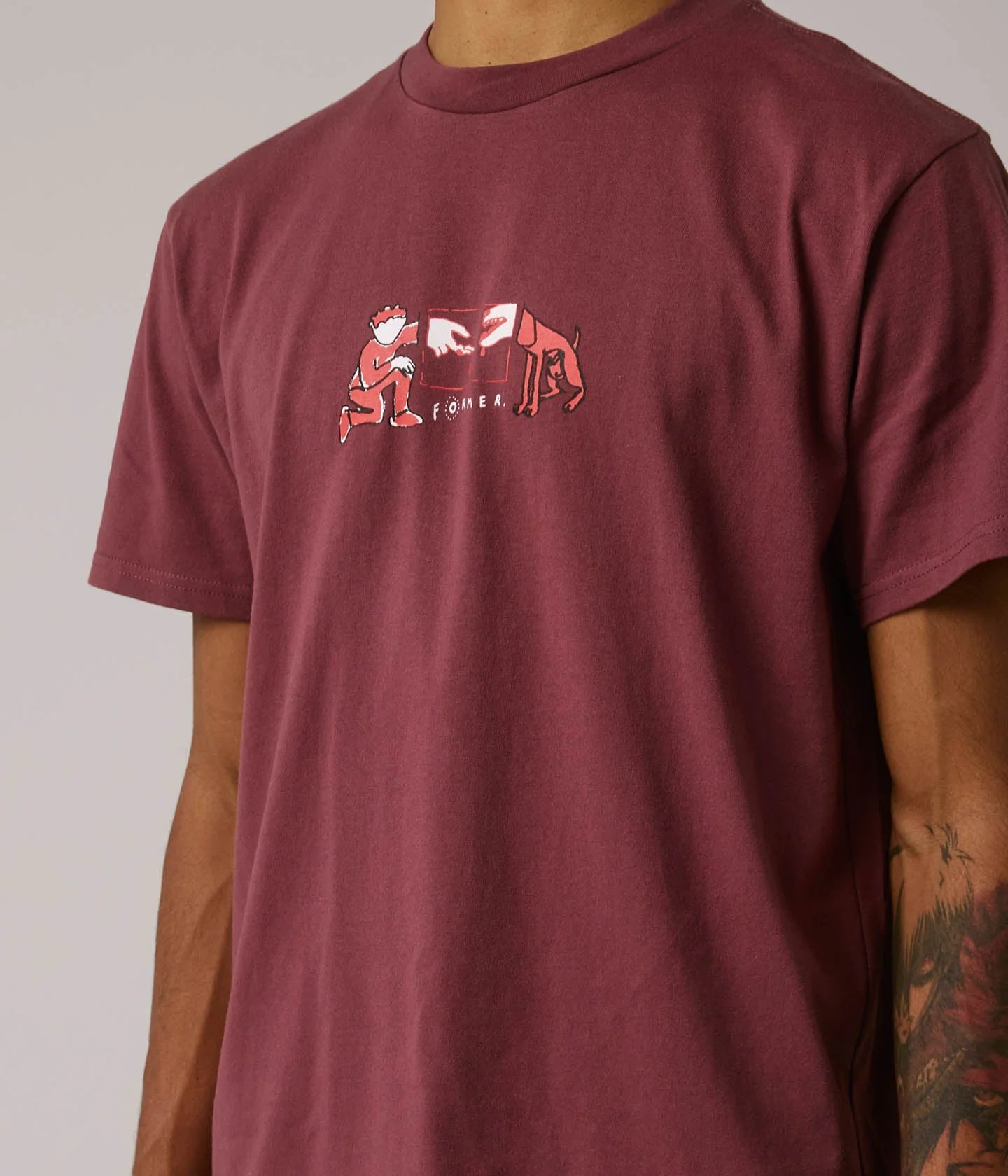AID T-SHIRT // PLUM