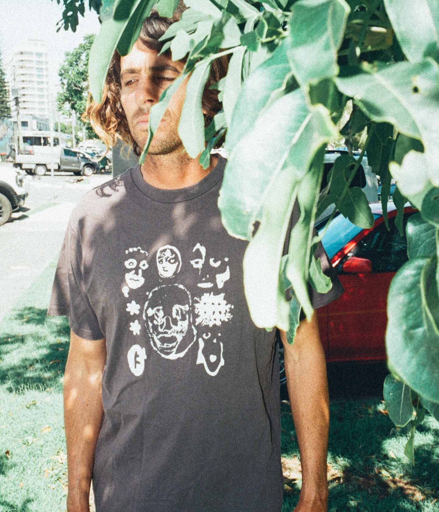 EXISTENT T-SHIRT // TARMAC