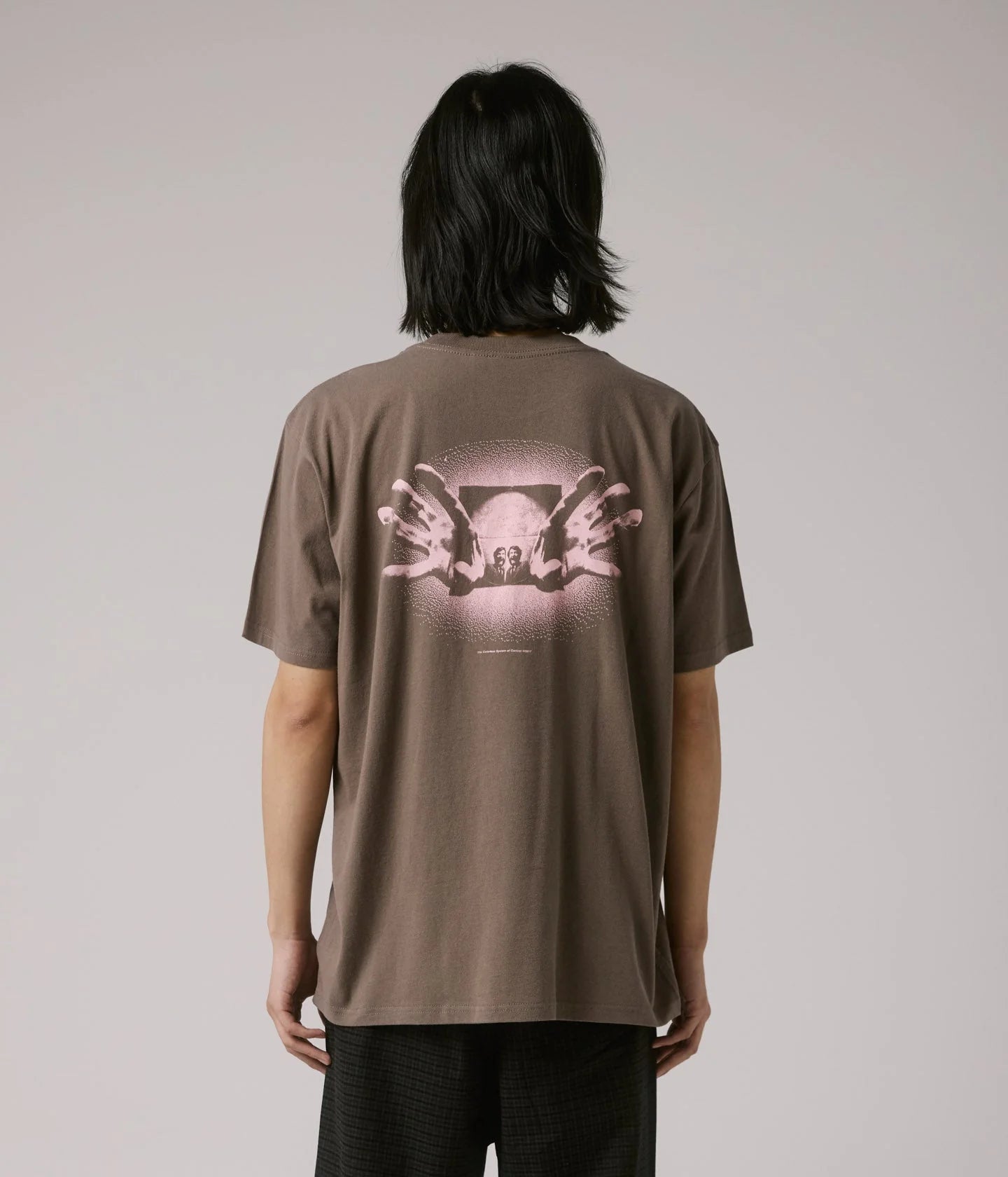 HANDS T-SHIRT // TAUPE