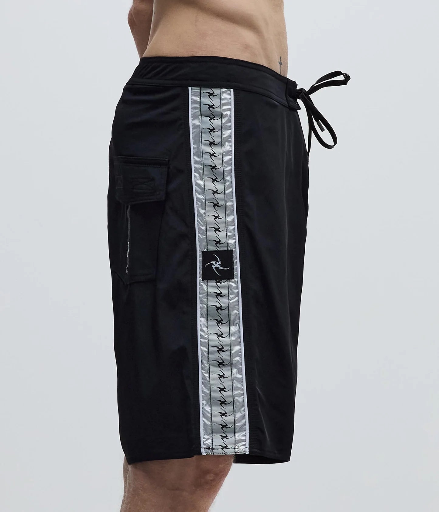 TEAM 20" DION TRUNK // BLACK