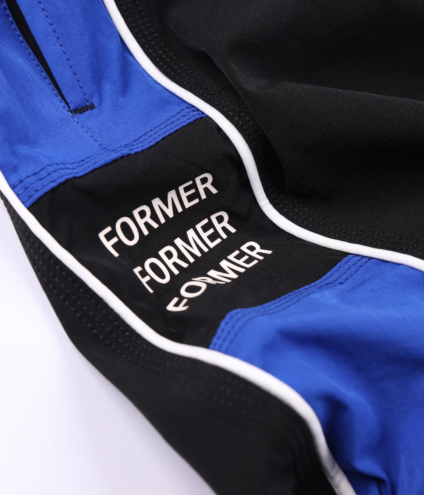 TEAM 20" SWIM TRUNK // BLACK/COBALT