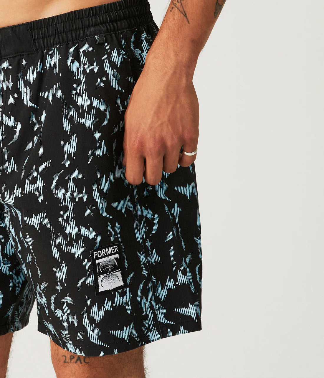 SWANS DIFFUSE SWIM TRUNK // PIGMENT BLACK