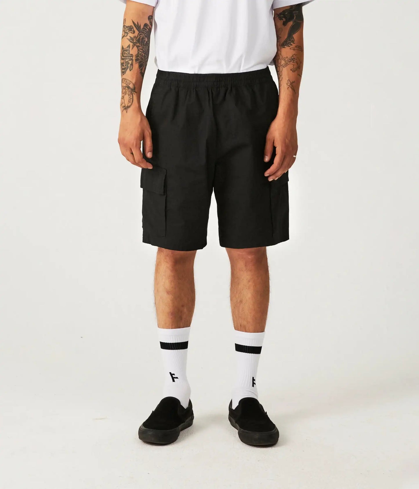 PRAYER CARGO WALKSHORT // BLACK