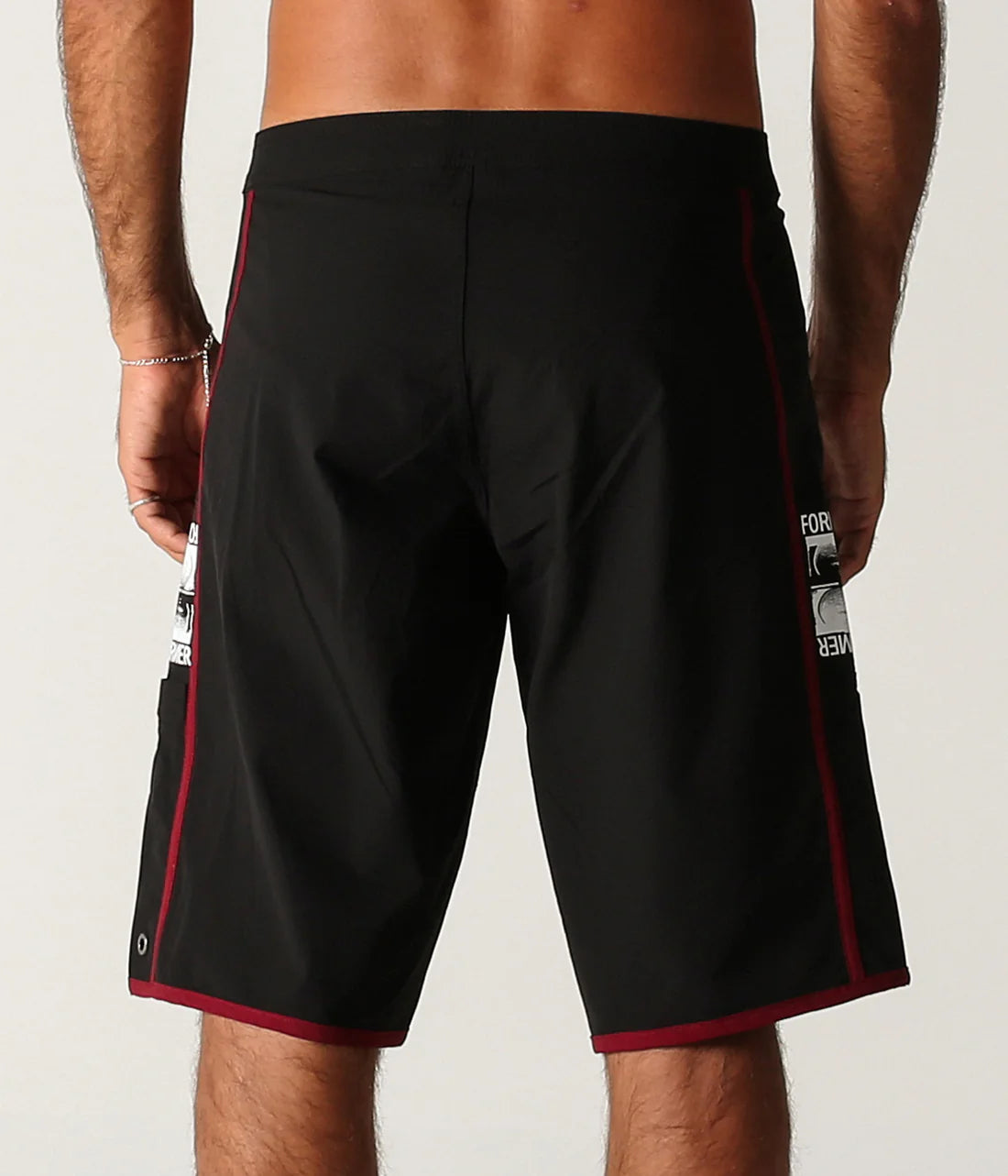 MANNERS 20' TRUNK // BLACK BLOOD