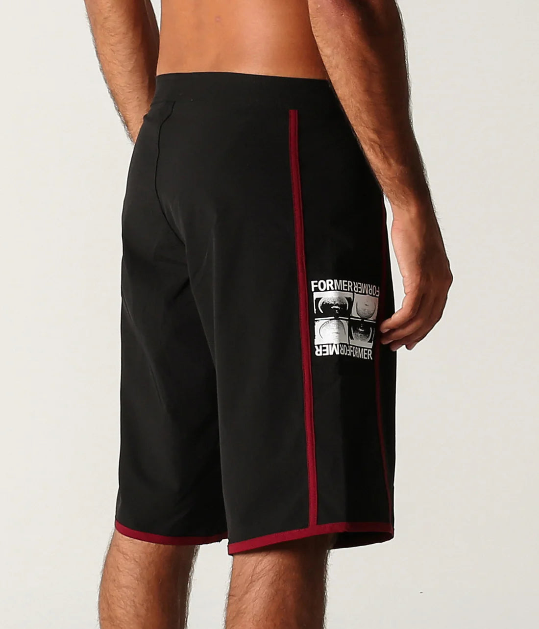 MANNERS 20' TRUNK // BLACK BLOOD