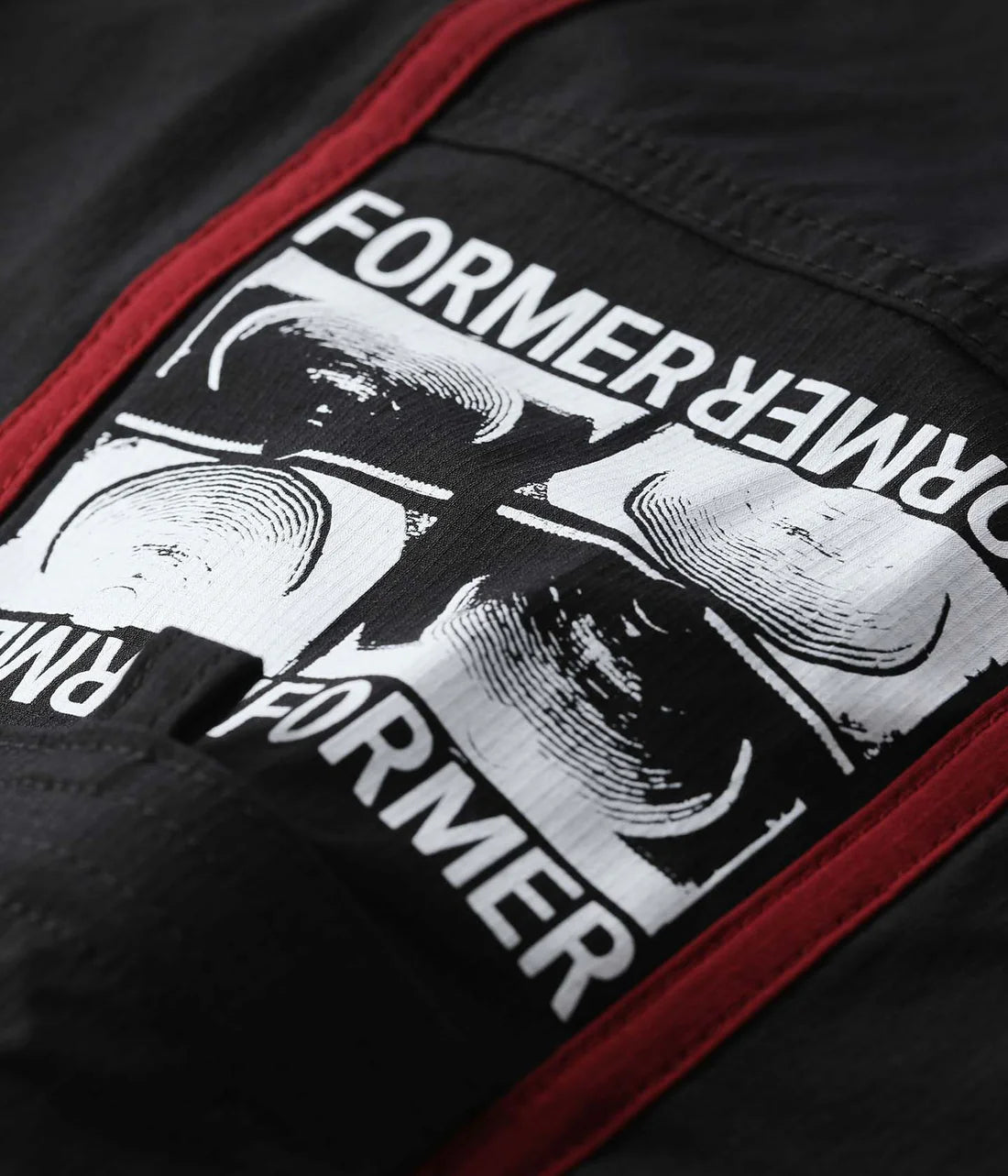 MANNERS 20' TRUNK // BLACK BLOOD