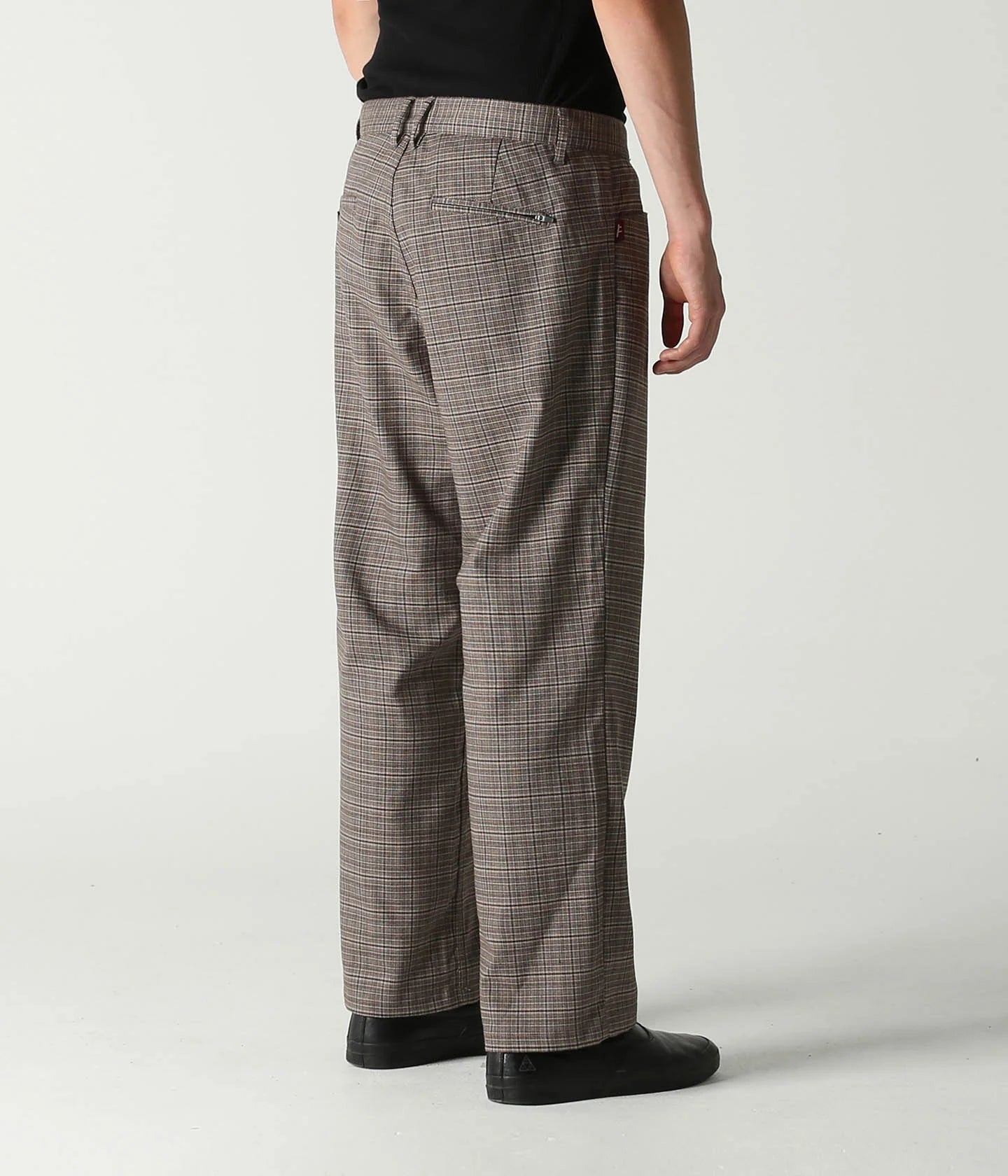 AG SLACK // BROWN GREY PLAID