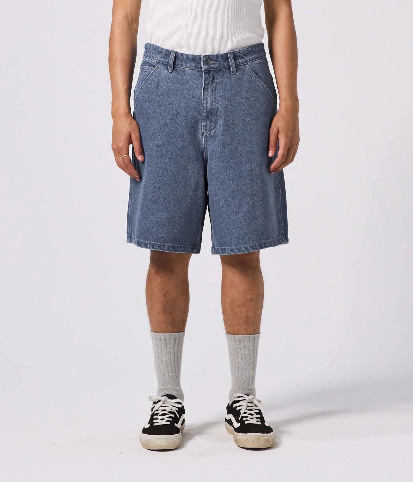 REYNOLDS 21" DENIM WALKSHORT // WORN BLUE