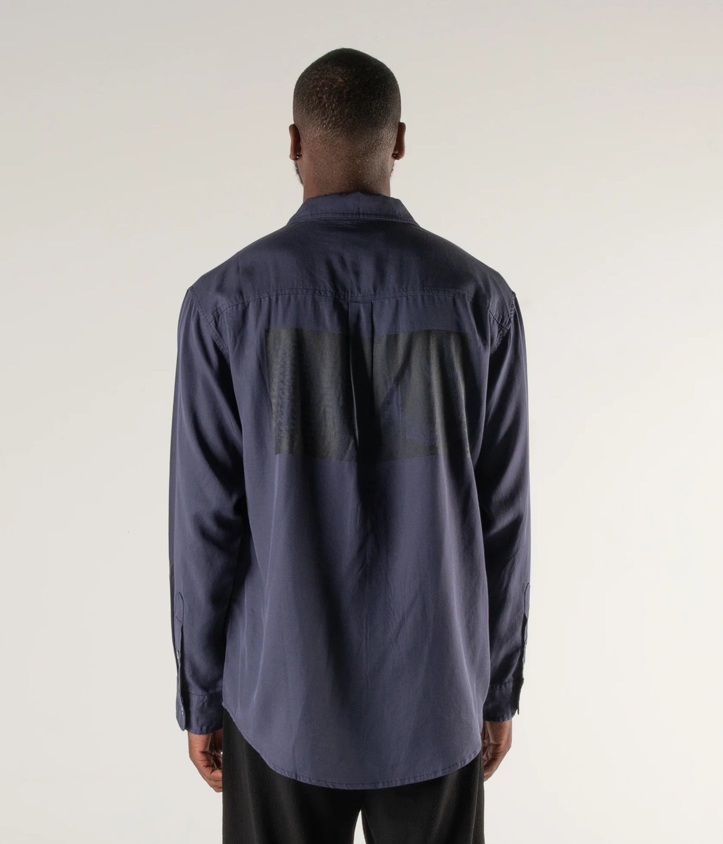 VIVIAN BROADCAST LS SHIRT // NAVY