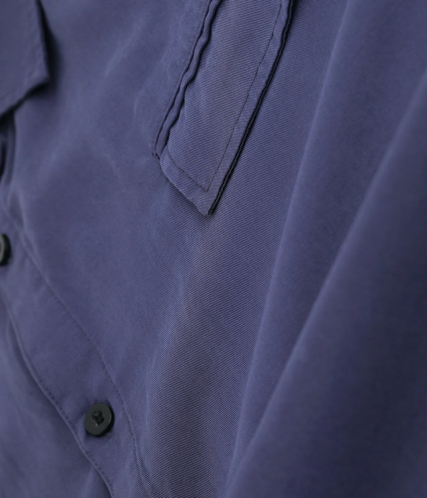 VIVIAN BROADCAST LS SHIRT // NAVY