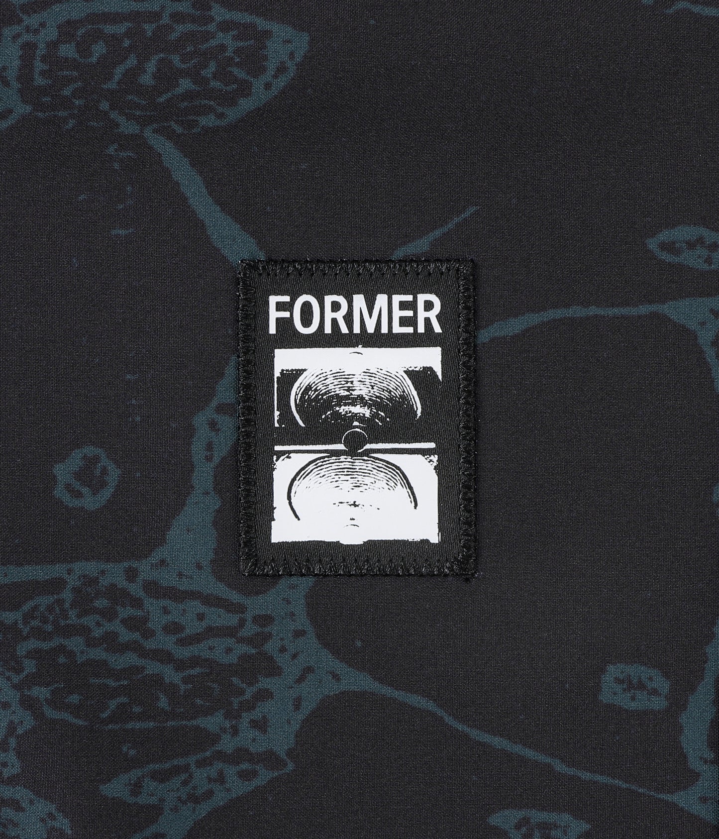 GLOBAL MIND SWANS 18" SWIM TRUNK // BLACK