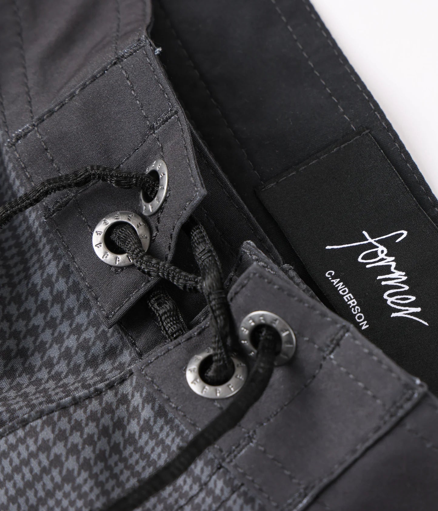 ANDERSON PLAID 18.5" TRUNK // GREY