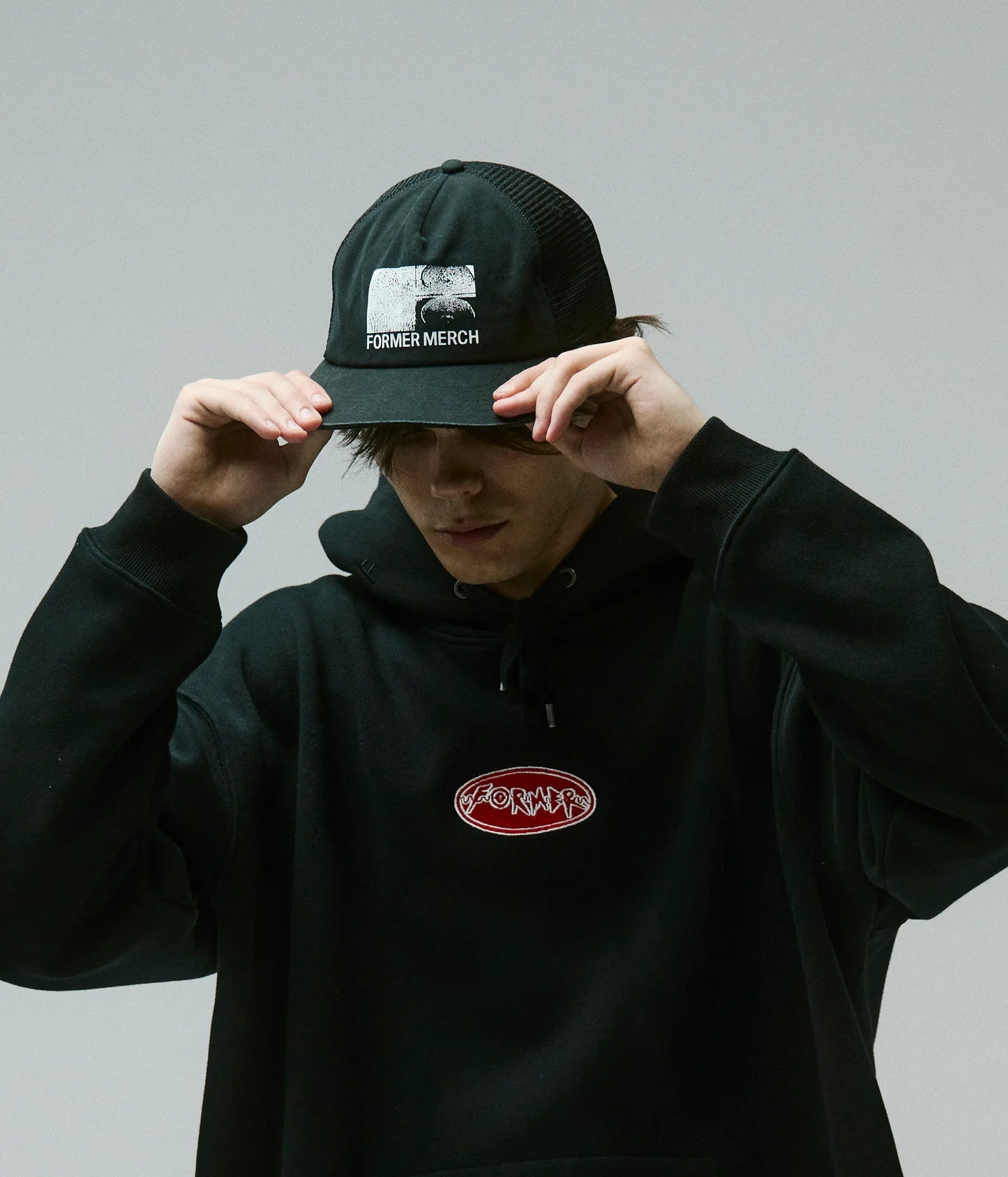SYNTHESIS TRUCKER CAP // BLACK