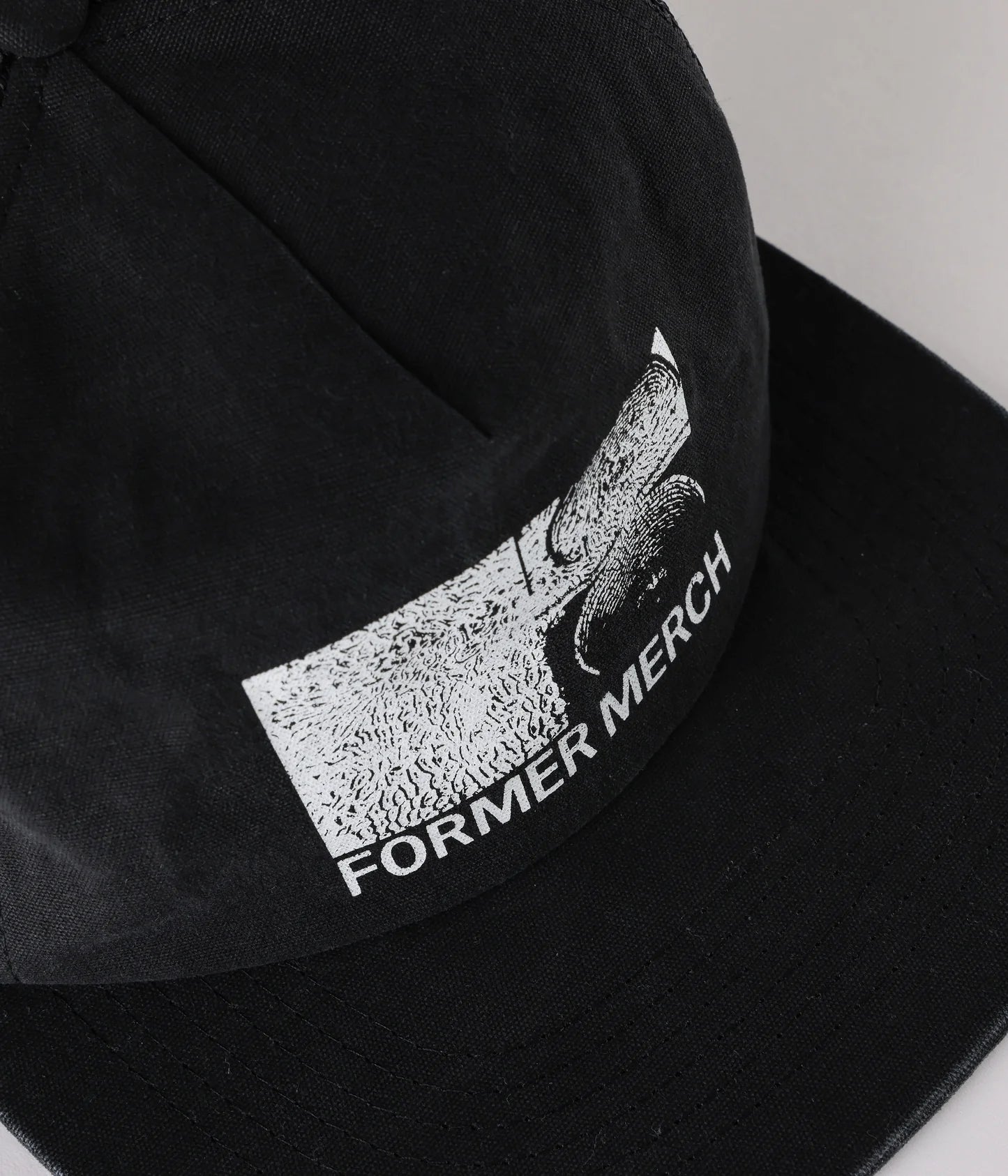 SYNTHESIS TRUCKER CAP // BLACK
