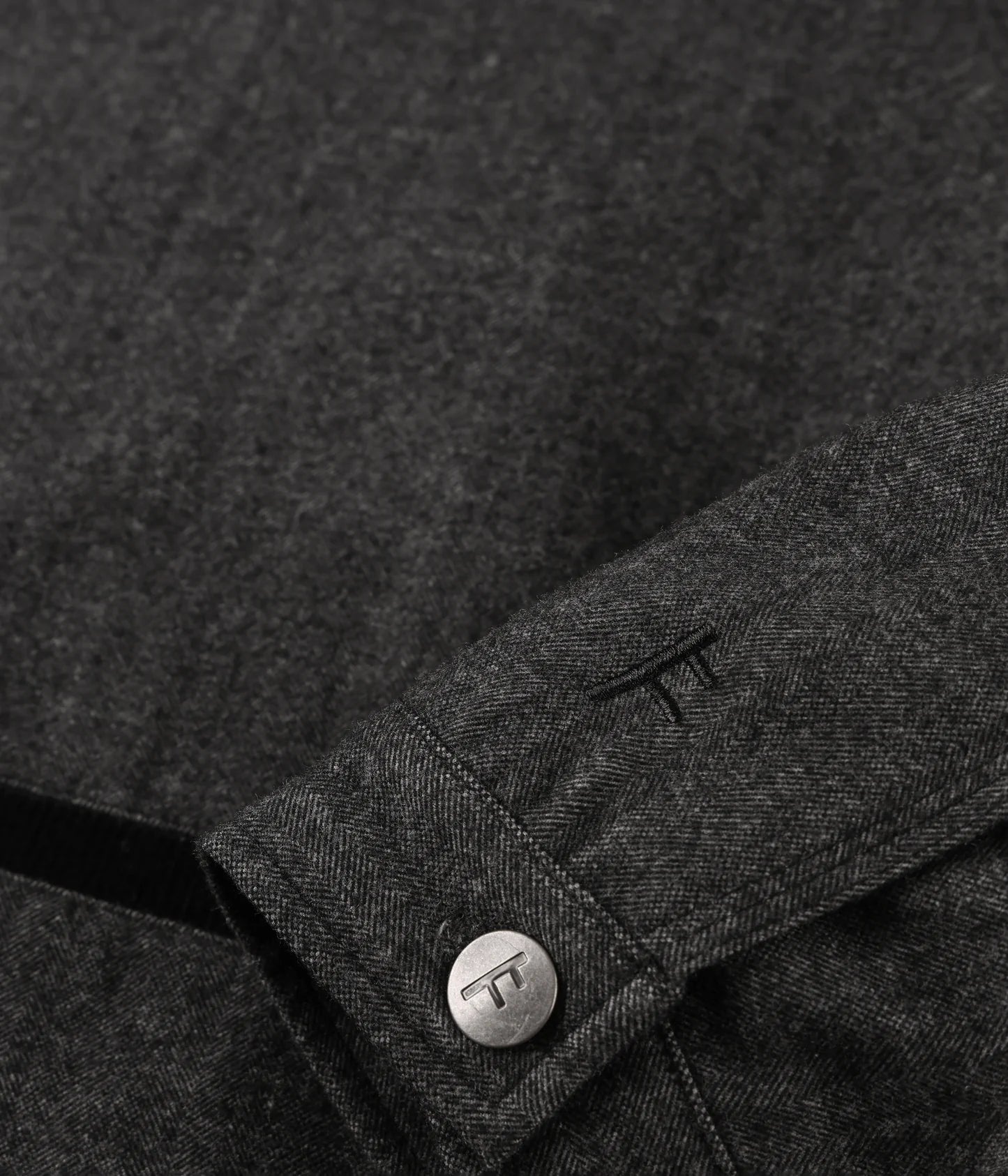 AG ACTION JACKET // BLACK