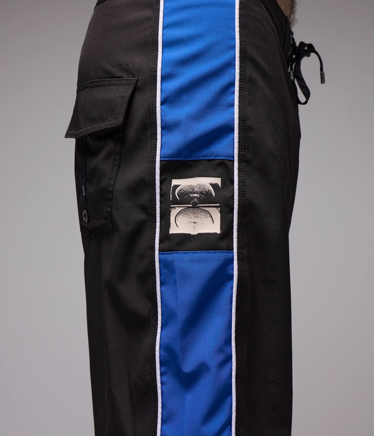 SYSTEM ECLIPSE 20" TRUNK // BLACK