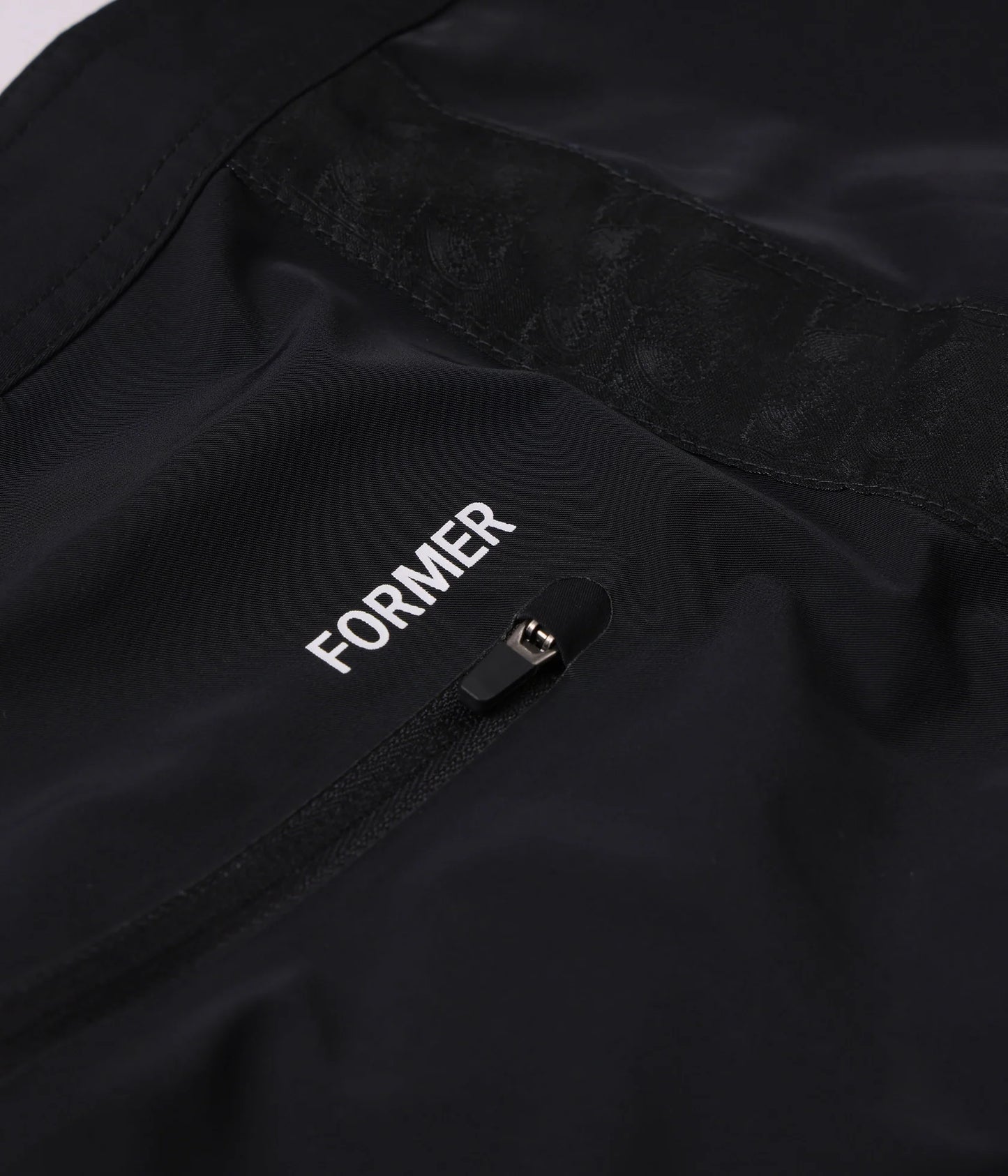 MILITANT 18.5" TRUNK // BLACK