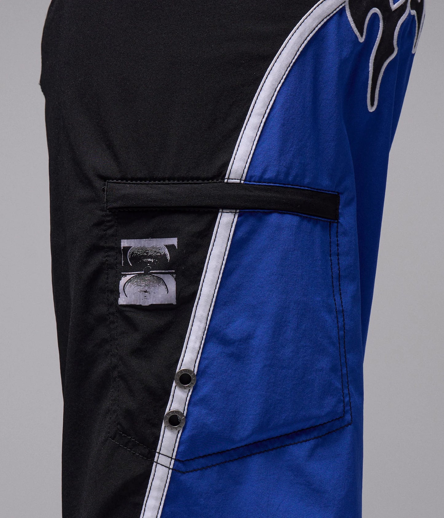 PROSCRIPTION 21" TRUNK // BLACK