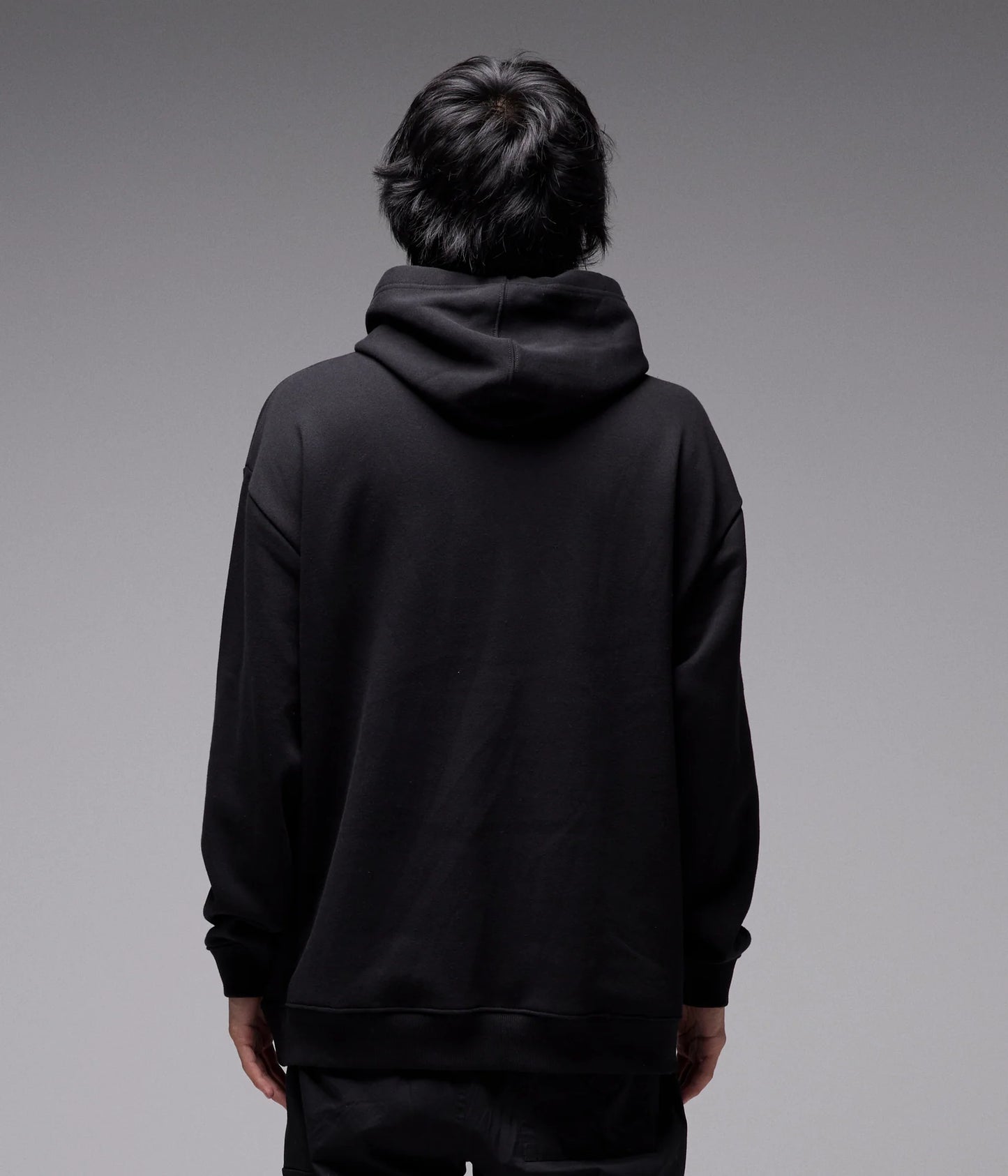 OSCILLATING HOOD // BLACK