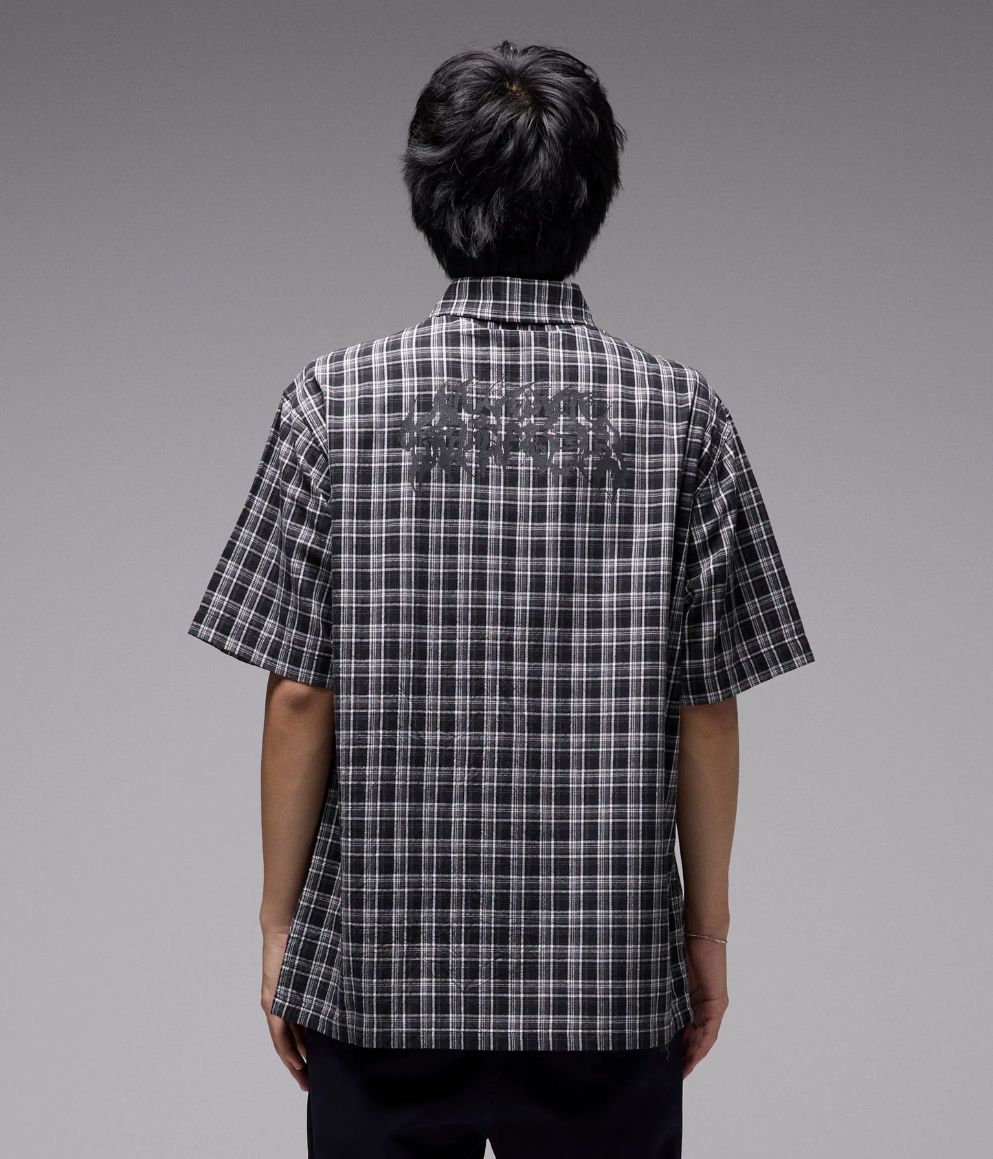VIVIAN PRAISE CHECK SS SHIRT // BLACK