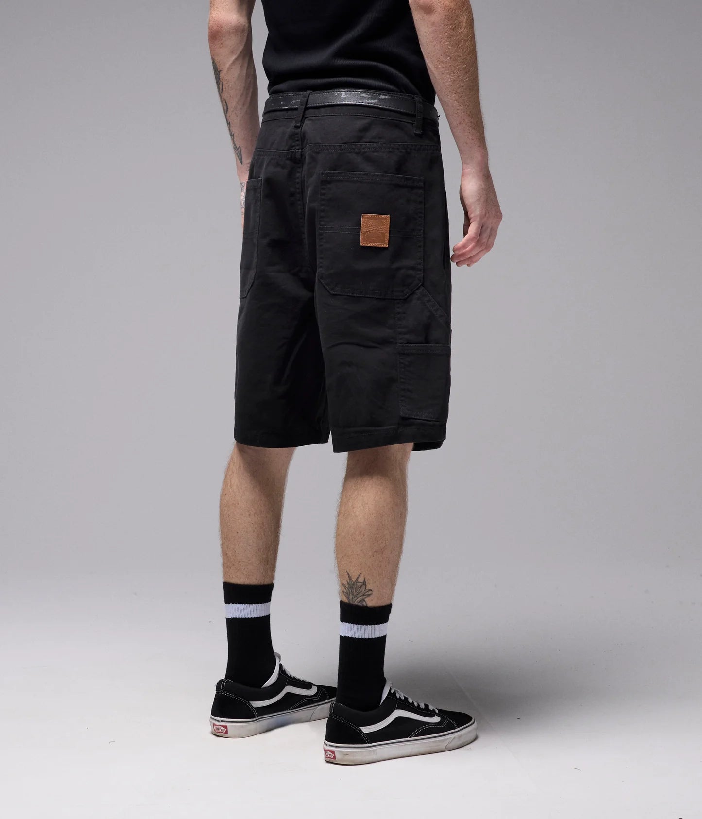 VT DISTEND 20.5' CANVAS CARPENTER SHORT // BLACK