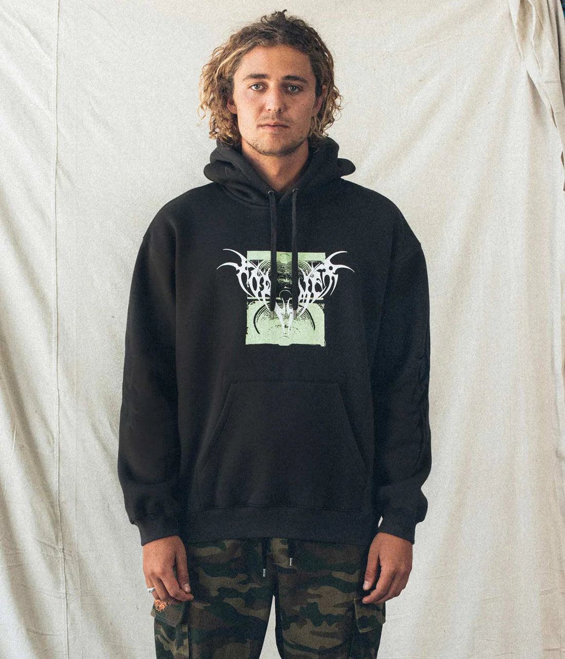 TRIBAL CRUX HOOD // BLACK