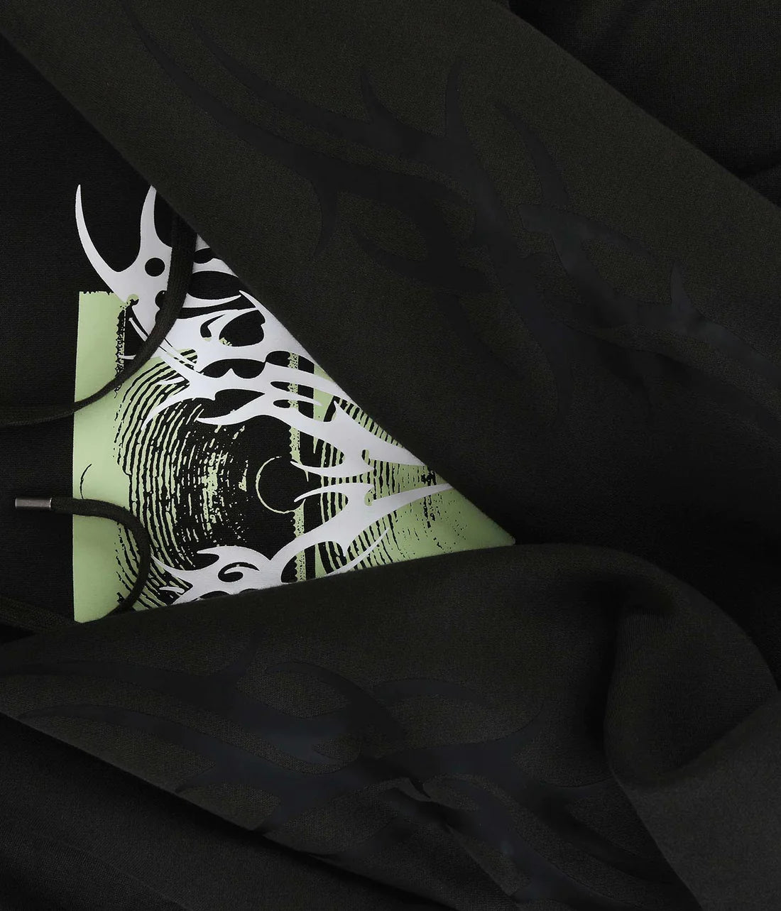 TRIBAL CRUX HOOD // BLACK
