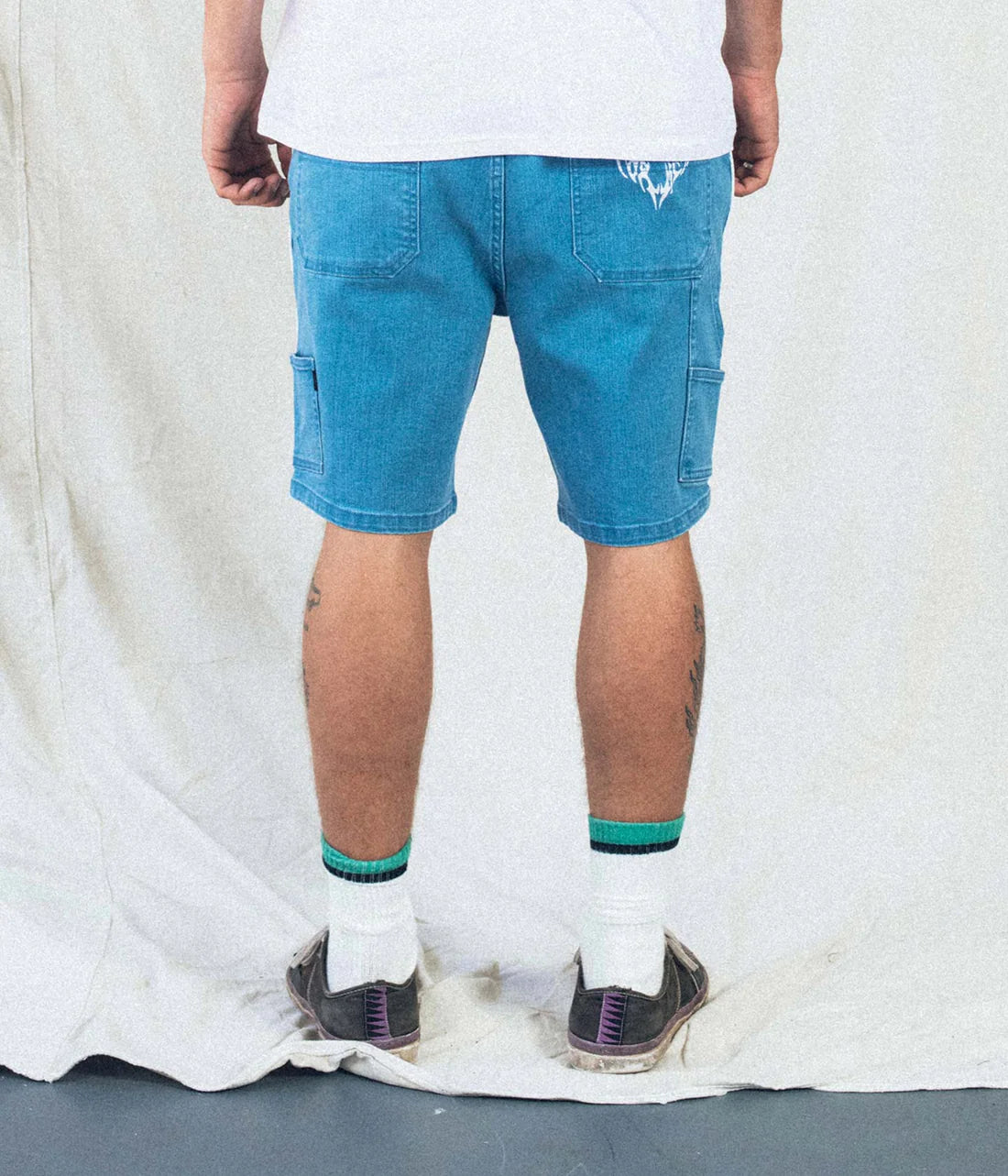 DISTEND DENIM WALKSHORT // WASHED BLUE