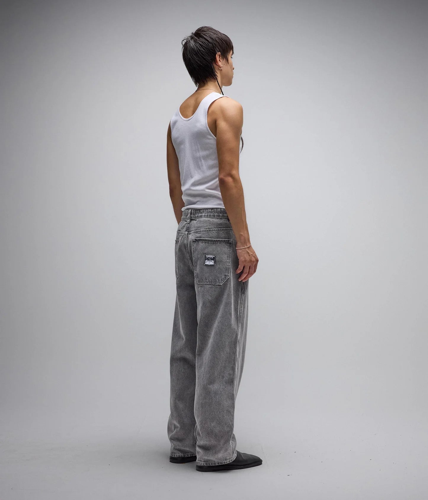 DISTEND DENIM PANT // WASHED GREY