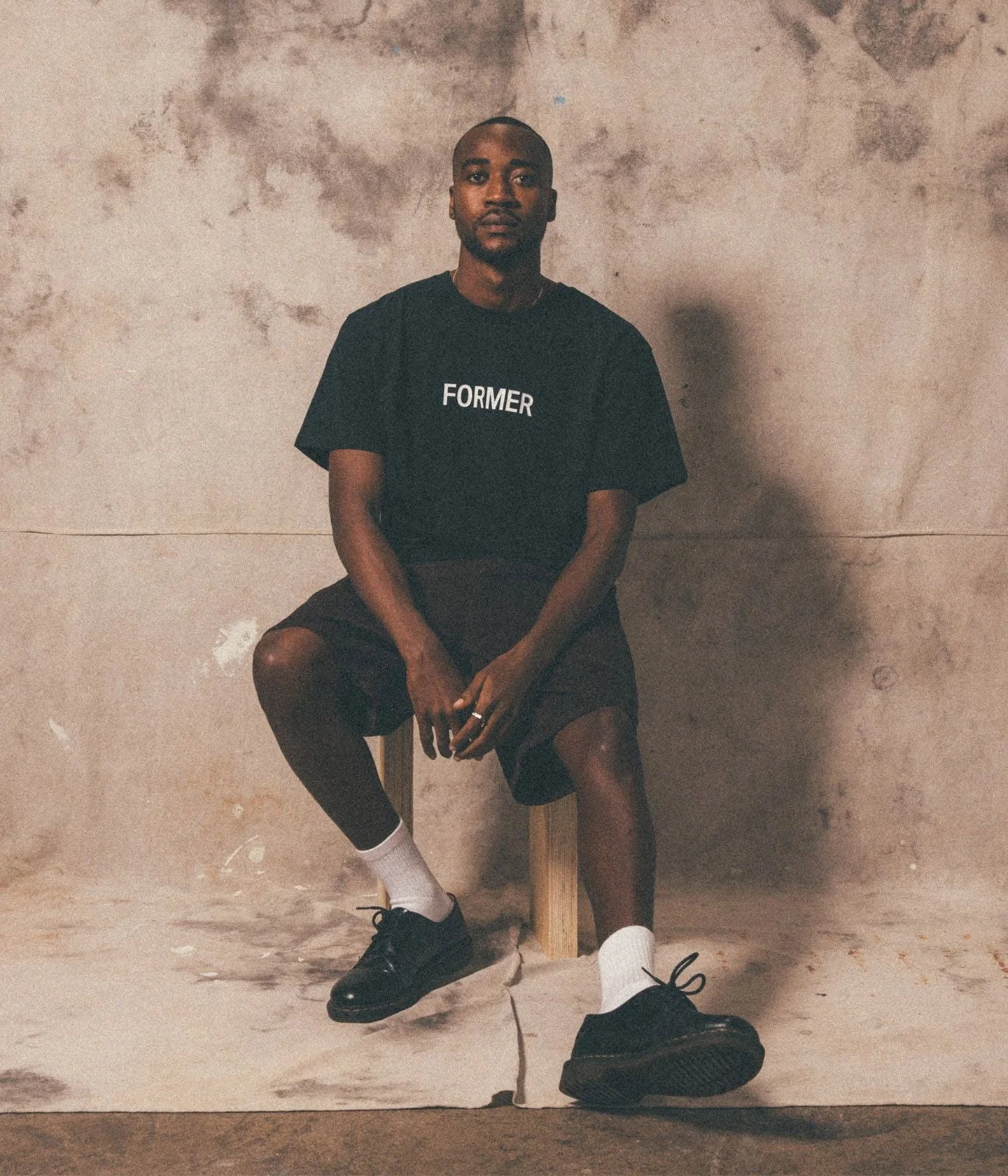 DISTEND CORD WALKSHORT // CHOCOLATE