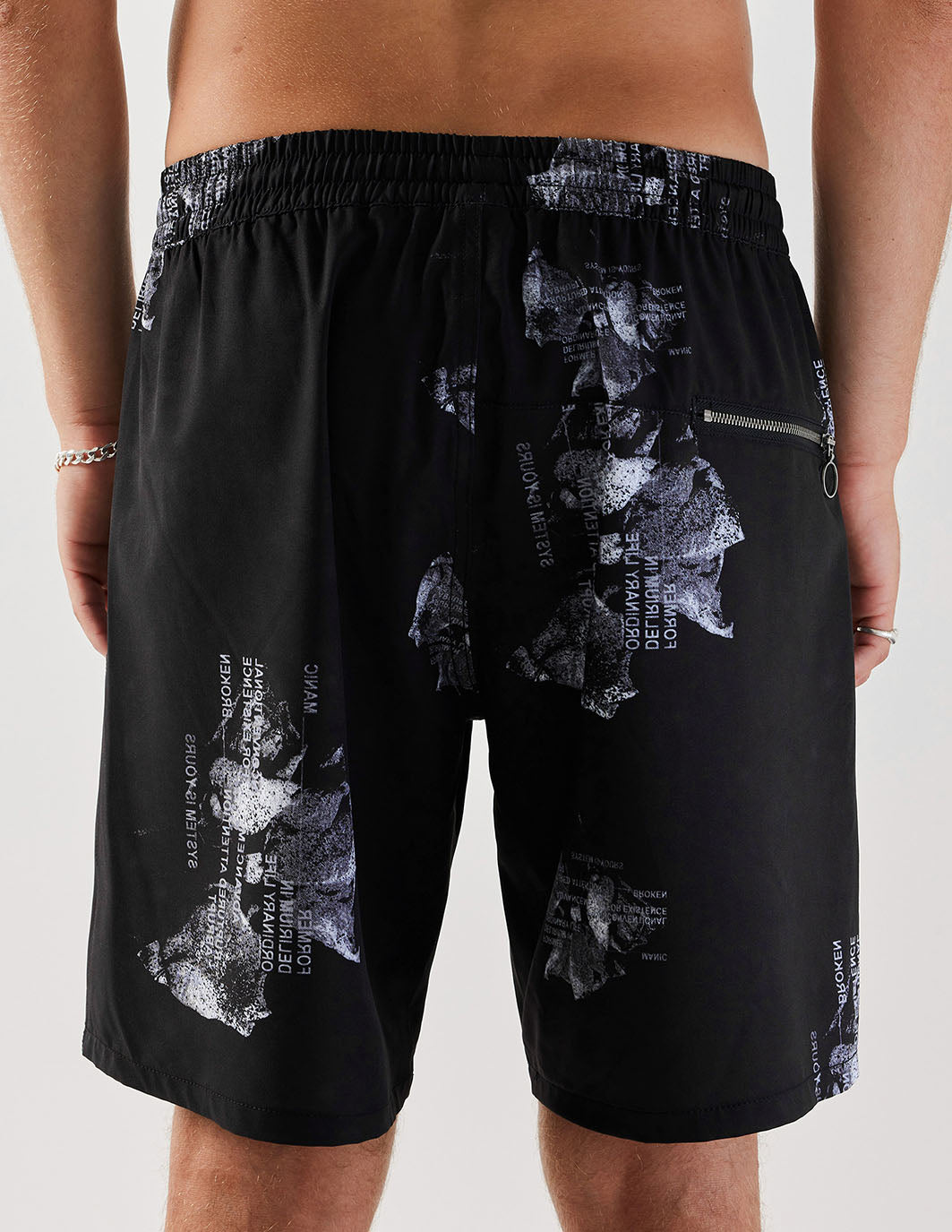 SEDATIVE SWIM TRUNK // BLACK