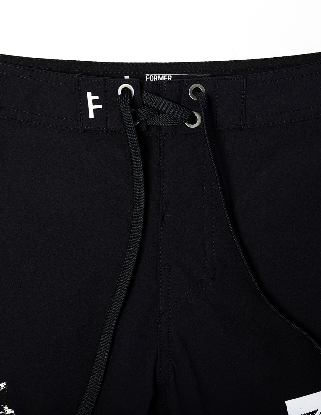 SEDATIVE CONTROL TRUNK | BLACK