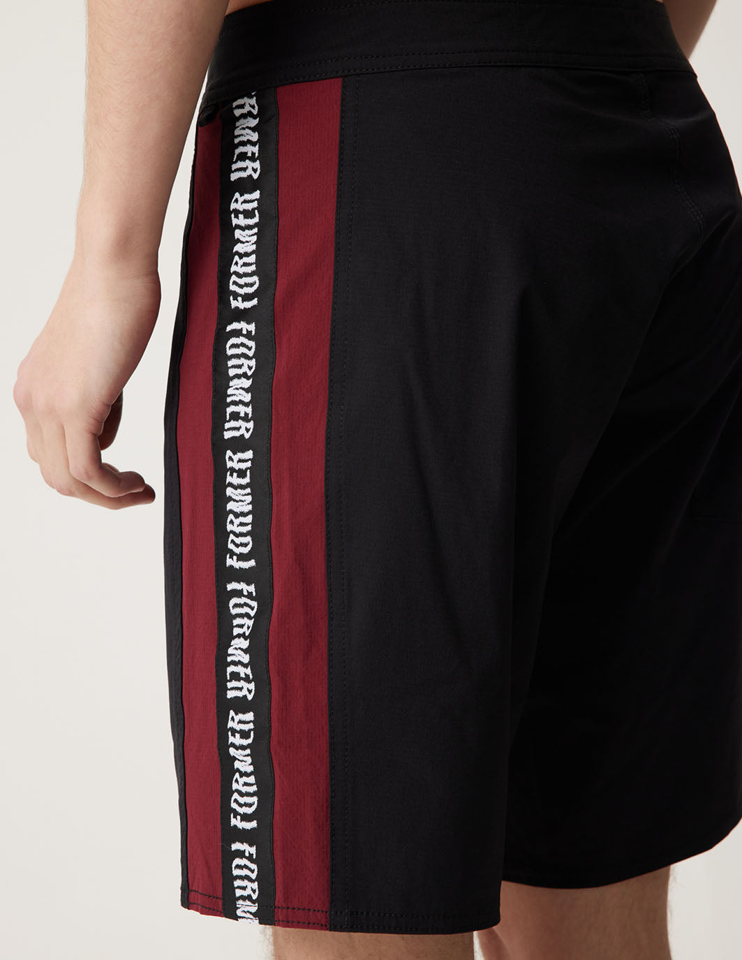 REVERB TAPE TRUNK | BLACK