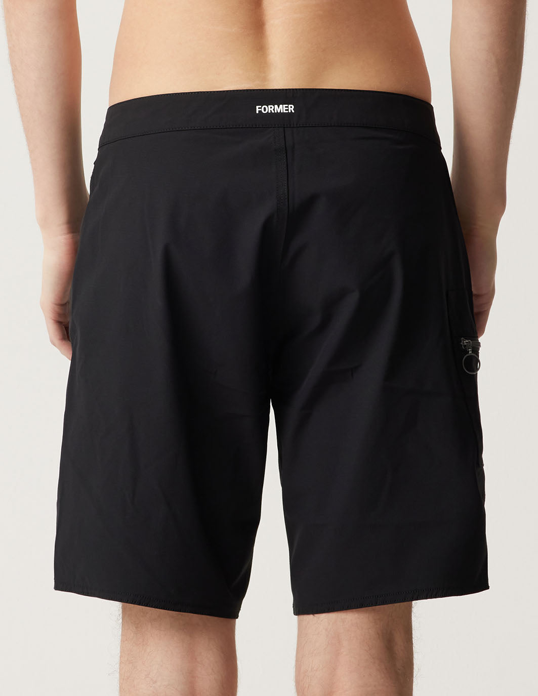 DANE 18.5 TRUNK | BLACK