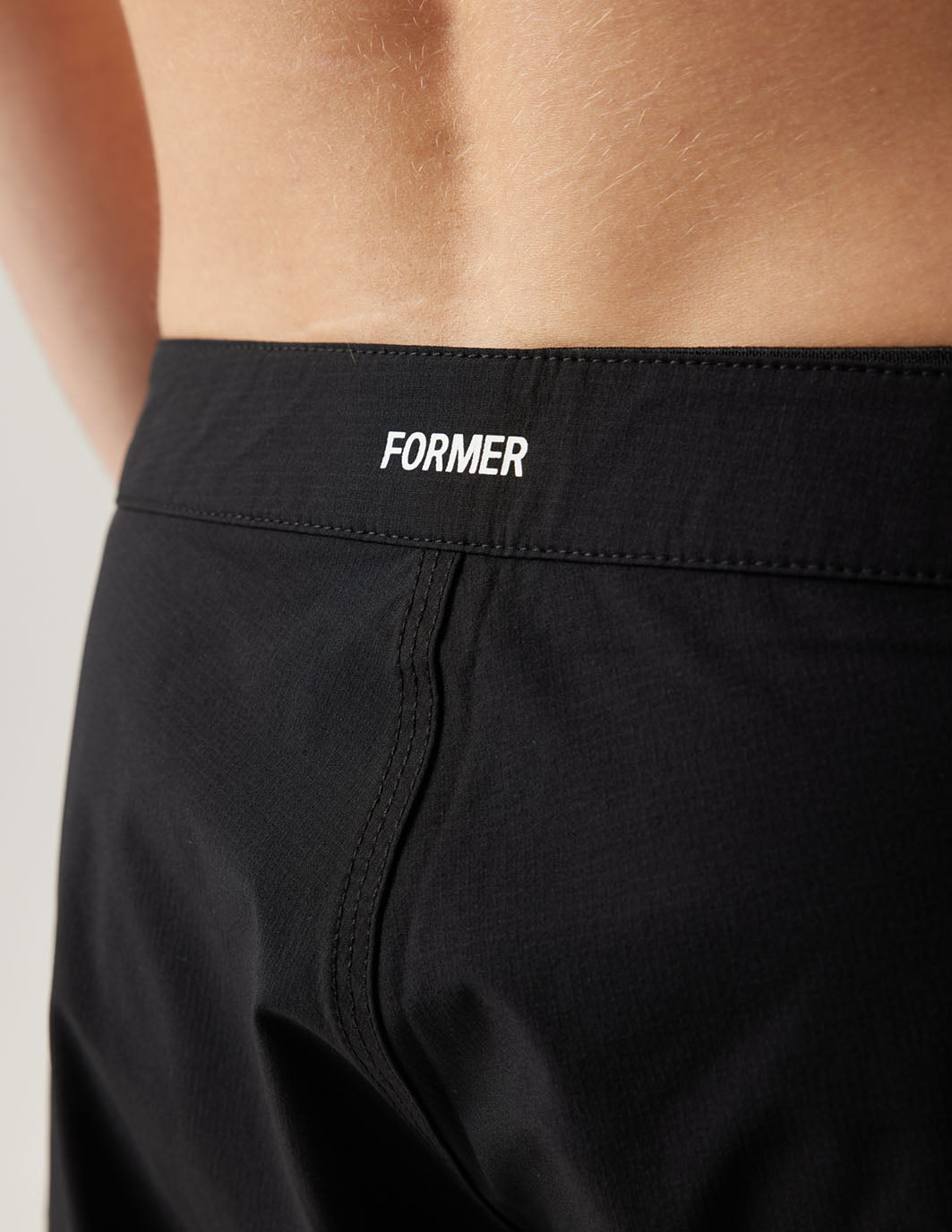 DANE 18.5 TRUNK | BLACK