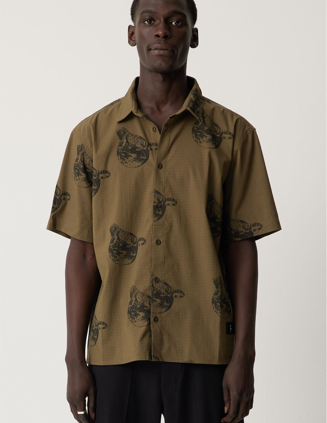 VIVIAN NOCTURNAL SS SHIRT | BOTTLE