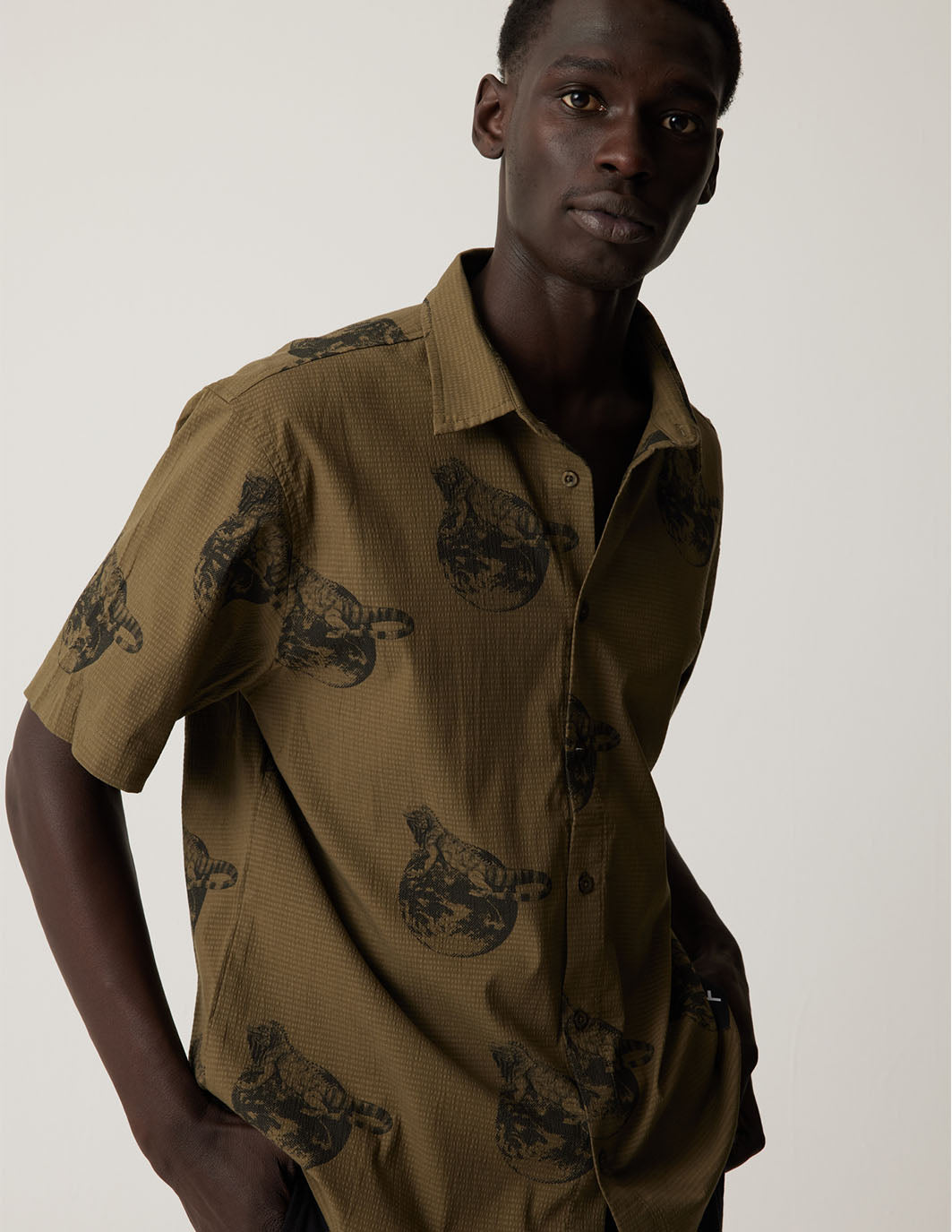 VIVIAN NOCTURNAL SS SHIRT | BOTTLE