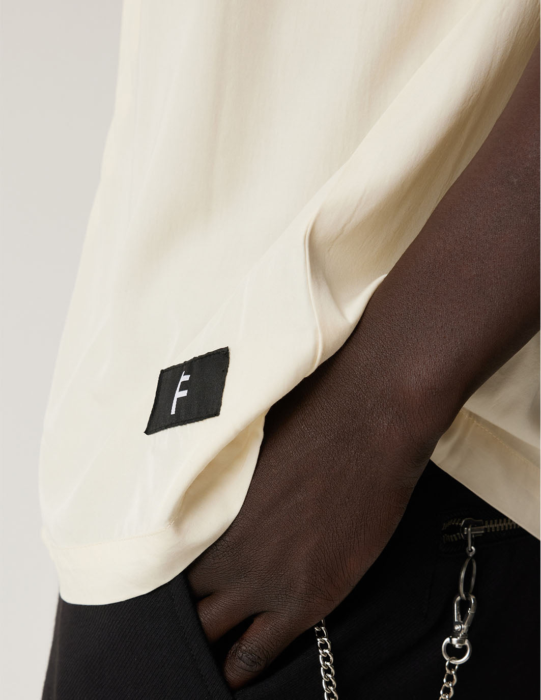 REPTILIAN SS SHIRT | CREME