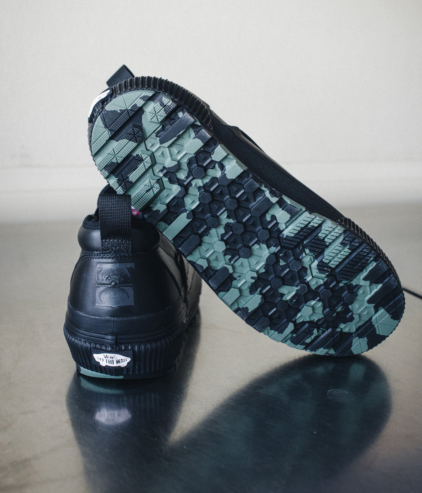 MID SLIP MTE-1 | BLACK/GREEN